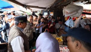 Tim Pengendali Inflasi Daerah Sulsel pantau harga komoditi di pasar tradisional