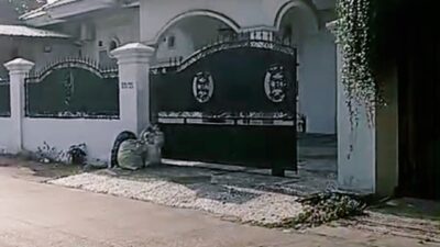 Rumah tinggal yg diduga dijadikan kantor PT.Fiber Castel Indonesia (Foto; Dok. Redaksi)